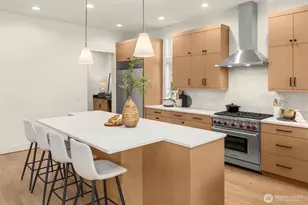 13121 NE 104th St, Kirkland, WA 98033 - Photo 9