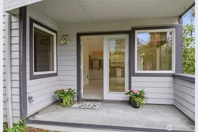 4811 Phinney Avenue N #101, Seattle, WA 98103 - Photo 1