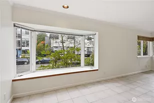 4811 Phinney Ave N, Seattle, WA 98103 - Photo 5