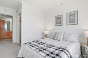 2607 Western Ave, Seattle, WA 98121 - Photo 17
