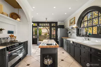 233 S Forest Street, Bellingham, WA 98225 - Photo 9