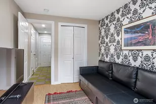 2641 NW 57th St, Seattle, WA 98107 - Photo 7