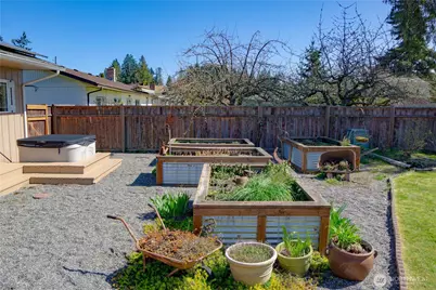 310 E Hillcrest Drive, Port Angeles, WA 98362 - Photo 33