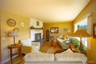 310 E Hillcrest Dr, Port Angeles, WA 98362 - Photo 11