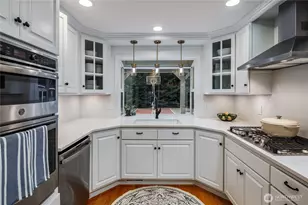 703 245th Pl NE, Sammamish, WA 98074 - Photo 9