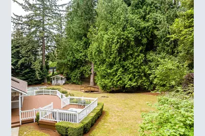 703 245th Place NE, Sammamish, WA 98074 - Photo 19