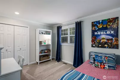 703 245th Place NE, Sammamish, WA 98074 - Photo 27