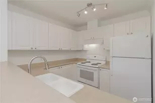 33020 10th Ave SW, Federal Way, WA 98023 - Photo 11