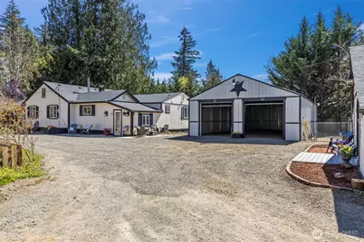 15115 Martinson Road SE, Yelm, WA 98597 - Photo 13