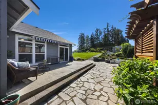 1348 Sunrise Estates Pl, Camano Island, WA 98282 - Photo 27