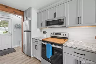 1818 E Lola Beach Ln, Oak Harbor, WA 98277 - Photo 17