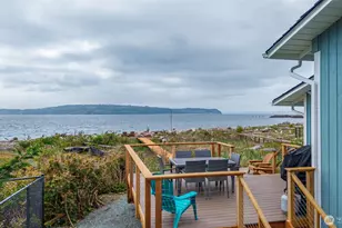 1818 E Lola Beach Ln, Oak Harbor, WA 98277 - Photo 5