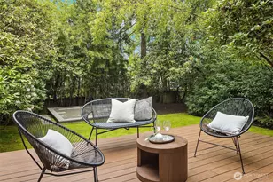 10020 NE 27th St, Bellevue, WA 98004 - Photo 29