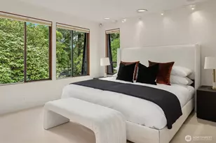 10020 NE 27th St, Bellevue, WA 98004 - Photo 19