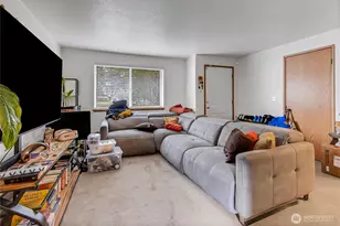 10002 10004 Barnes Ln S, Tacoma, WA 98444 - Photo 9