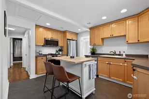 7310 30th Ave SW, Seattle, WA 98126 - Photo 13