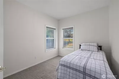 4036 Campus Green Drive NE, Lacey, WA 98516 - Photo 27