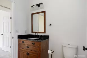 954 Shawn Ave, Oak Harbor, WA 98277 - Photo 23