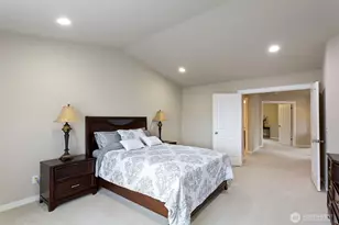 21614 36th Dr SE, Bothell, WA 98021 - Photo 23