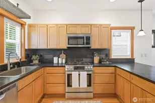 1723 Bungalow Way NE, Poulsbo, WA 98370 - Photo 11