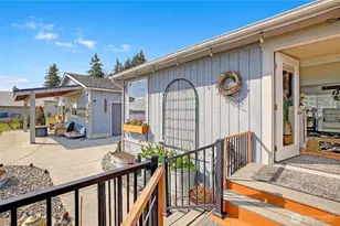 597 Waterline Loop, Camano Island, WA 98282 - Photo 23