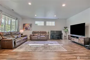 6236 Radiance Blvd E, Fife, WA 98424 - Photo 7