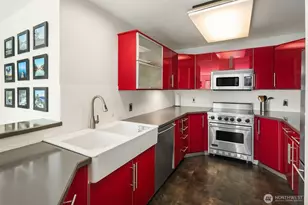 2040 13th Ave W, Seattle, WA 98119 - Photo 11