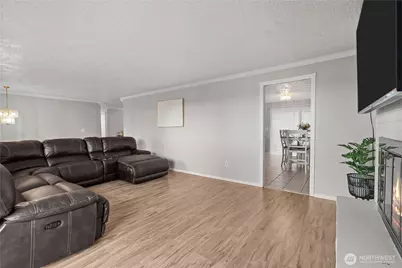 3907 SW 328th St, Federal Way, WA 98023 - Photo 7