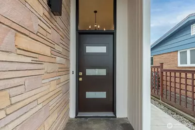 2425 NW Blue Ridge Drive, Seattle, WA 98177 - Photo 3