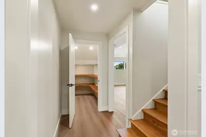 2425 NW Blue Ridge Drive, Seattle, WA 98177 - Photo 17
