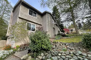 2260 Darvic Pl, Oak Harbor, WA 98277 - Photo 3