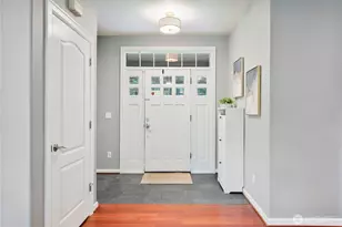 148 W Canyonview Dr, Longview, WA 98632 - Photo 3