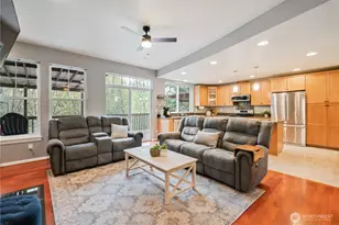 148 W Canyonview Dr, Longview, WA 98632 - Photo 9