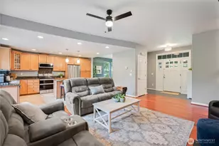 148 W Canyonview Dr, Longview, WA 98632 - Photo 5