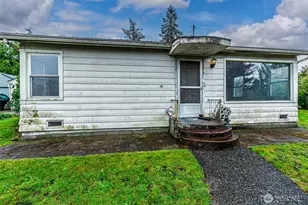 7035 S 127th St, Seattle, WA 98178 - Photo 1