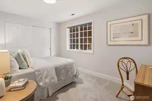 11000 SE 24th Pl, Bellevue, WA 98004 - Photo 29