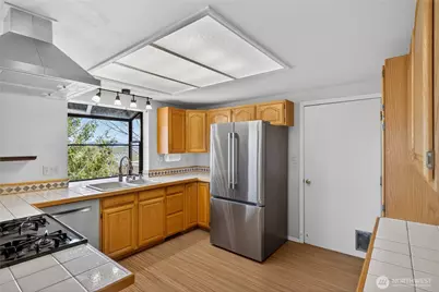 3508 W 8th Street, Anacortes, WA 98221 - Photo 15