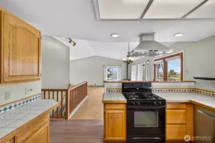 3508 W 8th St, Anacortes, WA 98221 - Photo 17