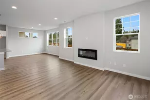 562 SW 97th St, Seattle, WA 98106 - Photo 9