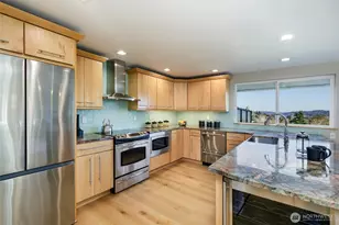 6001 60th Ave NE, Seattle, WA 98115 - Photo 13
