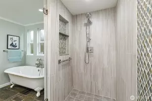 6001 60th Ave NE, Seattle, WA 98115 - Photo 19