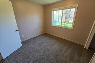 4002 Oak St, Longview, WA 98632 - Photo 13
