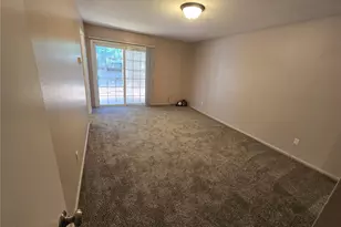 4002 Oak St, Longview, WA 98632 - Photo 23