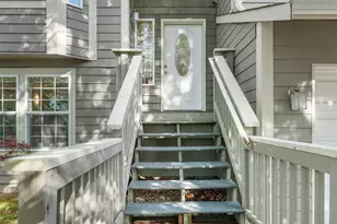 5062 23rd Ave SW, Seattle, WA 98106 - Photo 3