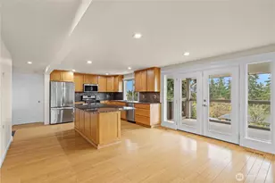 10203 45th St E, Edgewood, WA 98372 - Photo 9