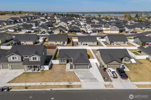 4256 W Wood Ct, Moses Lake, WA 98837 - Photo 1