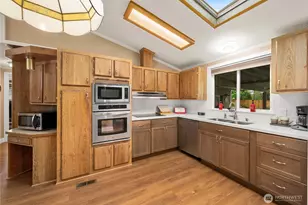 836 Harman Way S, Orting, WA 98360 - Photo 17