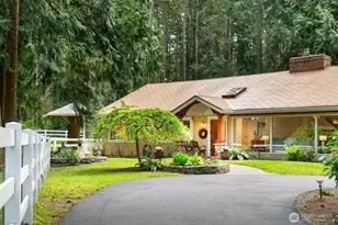 16 Bridlewood Cir, Kirkland, WA 98033 - Photo 3