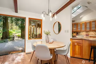 16 Bridlewood Cir, Kirkland, WA 98033 - Photo 13