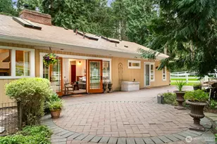 16 Bridlewood Cir, Kirkland, WA 98033 - Photo 7